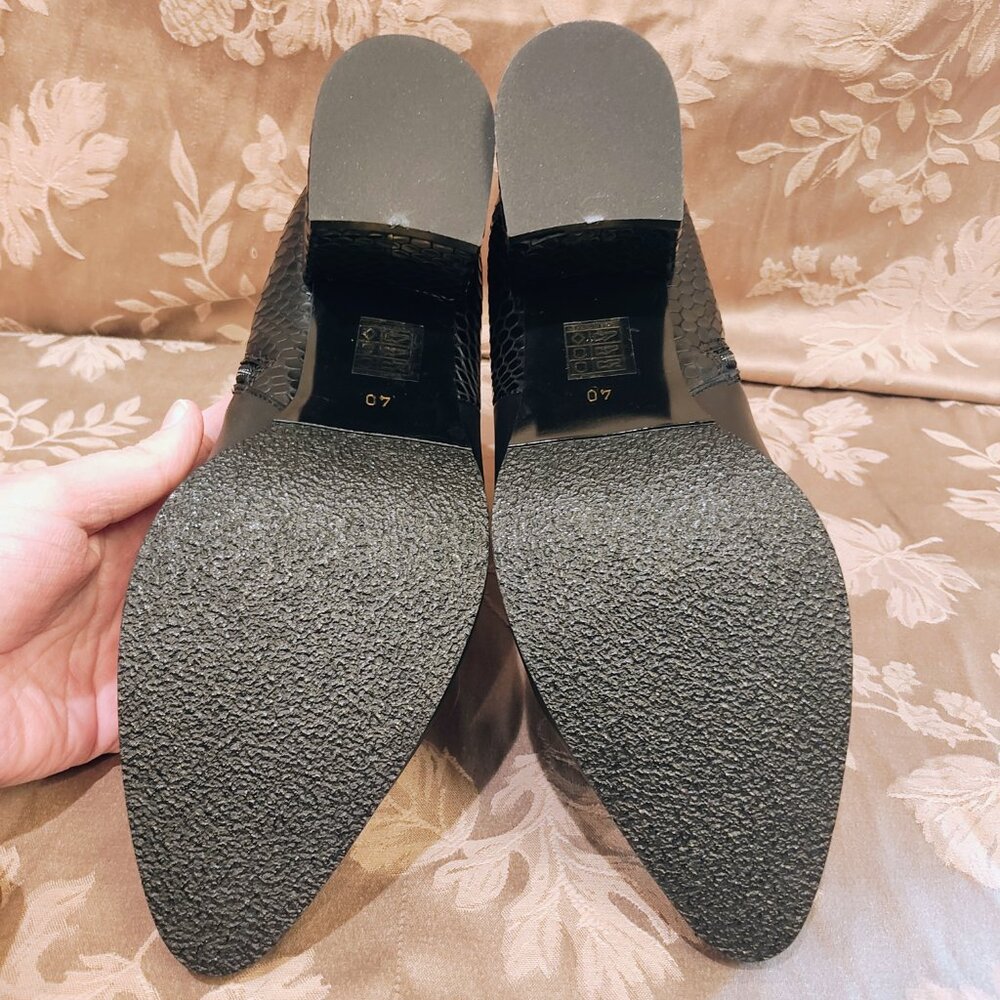 Spring Step Leather Ankle Booties, Size EU 40, Excellent Used Condition! (EUC) - Picture 5 of 7
